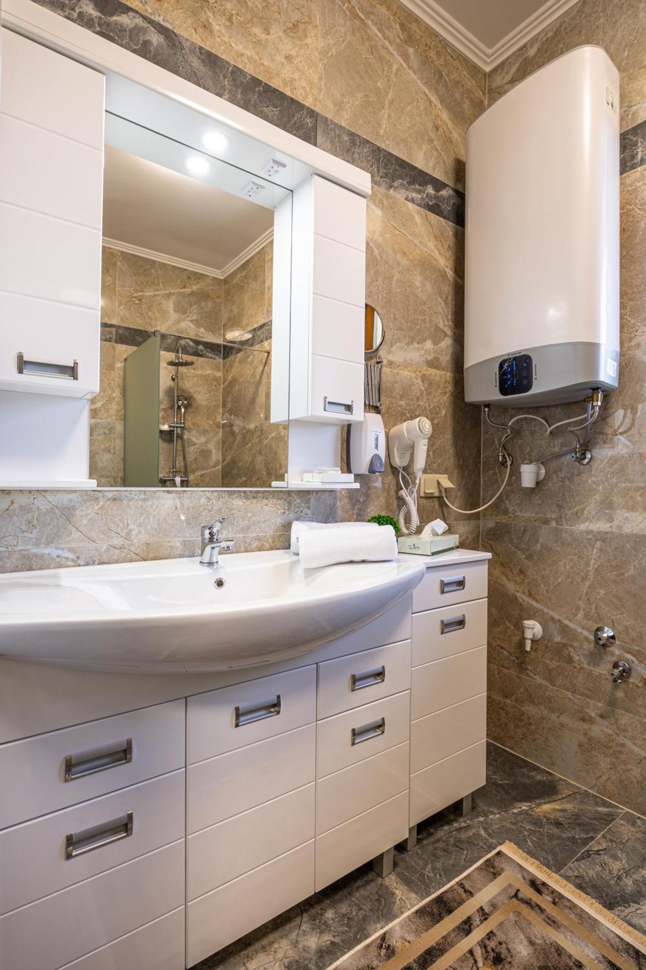 Voeroes Alom Panzio Bed & Breakfast Tiszakecske Bagian luar foto